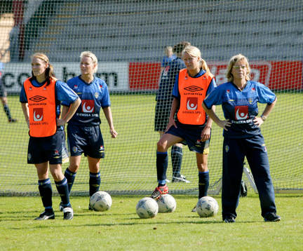 Fotboll, Dam, Sverige, Träning, Salina Olsson, Anna