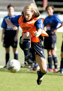 Fotboll, Dam, Sverige, Träning, Salina Olsson