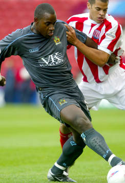 Delroy Facey, Burnley och Marcus Hall, Stoke City
