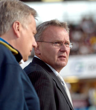 Jonas Nystedt, presschef, och Tommy Söderberg,