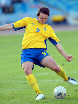 Kim Källström, lägger straff
