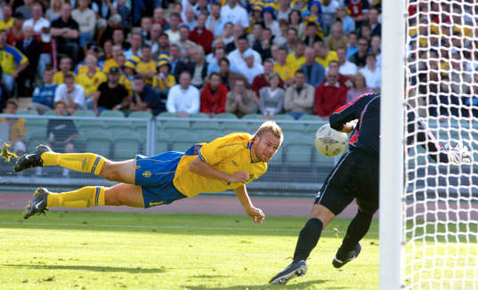 Mattias Jonson, Sverige gör 1-0