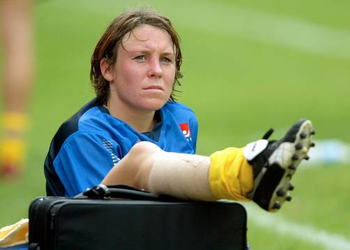Hanna Ljungberg, Sverige byts ut och får foten lindad