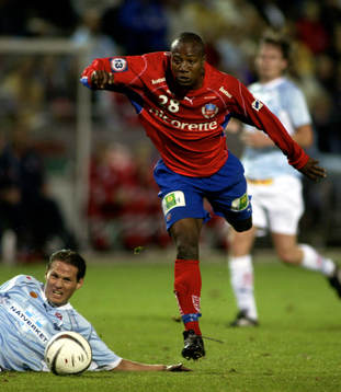 Claudinei Dutra Rezende, Helsingborg och Jon Jönsson,