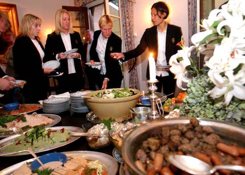 Damlandslaget besöker Sveriges Ambassad  i Washington.