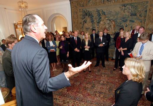 Damlandslaget besöker Sveriges Ambassad  i Washington