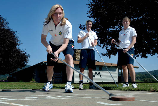 Utflykt till Mariot Trai Raights, Shuffel board, spelas av