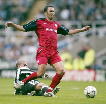 Youri Djorkaeff, Bolton och Kieron Dyer, Newcastle