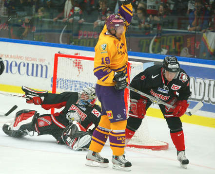 Per Hållberg, Färjestad, jubel. Andreas Hadelöv,