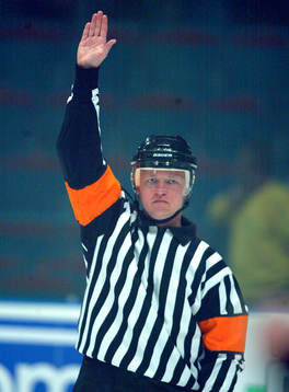 Robert Lahti, domare