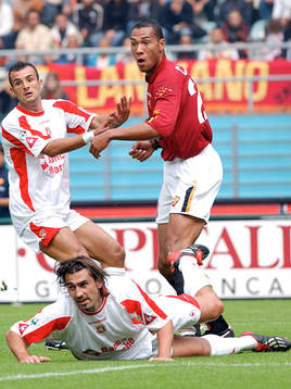 Carew, Susi och Viali