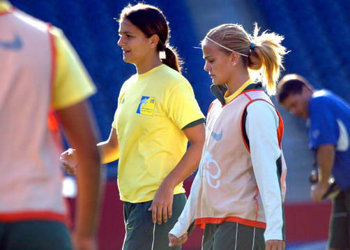 Fotboll, VM, dam, Brasilien, Ronaldos blonda tjej