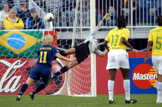Malin Andersson, Sverige gör 1-2 till Sverige på frispark