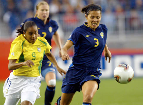Jane Törnqvist, Sverige och Kelly, Brasilien