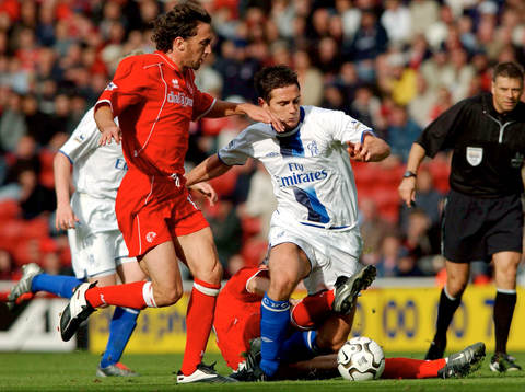 Frank Lampard, Chelsea jagas av  Jonathan Greening,