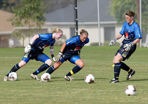 Hedvig Lindahl, Sofia Lundgren och Caroline Jönsson,