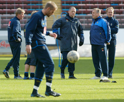 Lars Lagerbäck och Tommy Svensson, förbundskapten