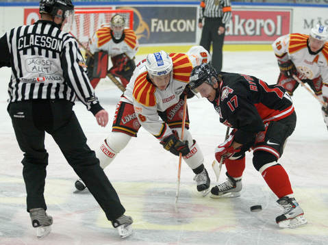Mikael Lind och Daniel Rydmark. Teckning