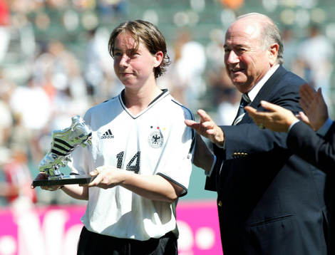Maren Meinert, Tyskland och Joseph Blatter (Joseph Sepp