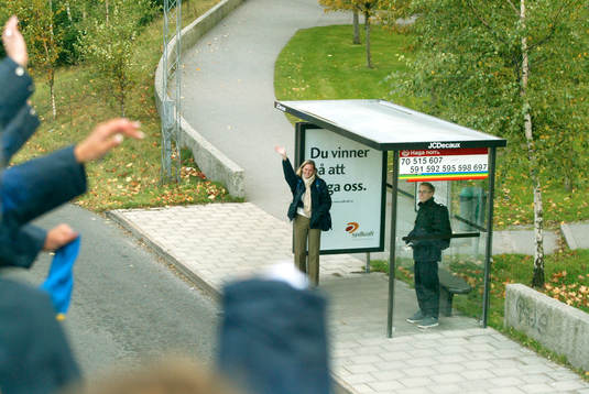 Hyllningar, busskur