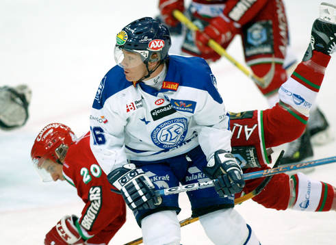 Joel Lundqvist flyger