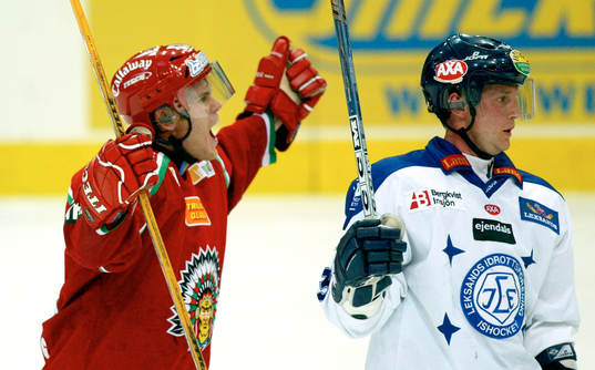 Målsumparen Jens Nielsen deppar och Magnus Kahnberg jublar