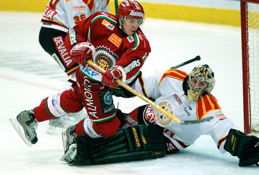 Alexander Steen, Frölunda och Joakim Lundström, målvakt,