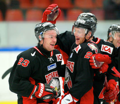 Mikael Wahlberg, Malmös tvåmålsskytt,  jubel med Jesper