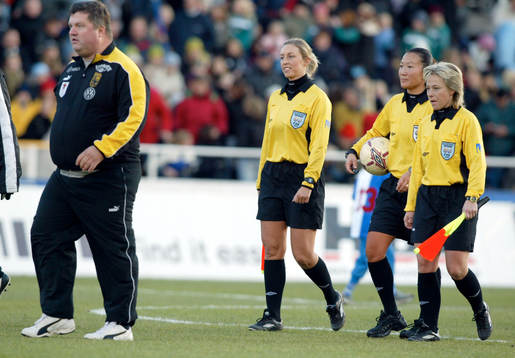 Umeås tränare, Richard Holmlund domare, Jenny Palmqvist,