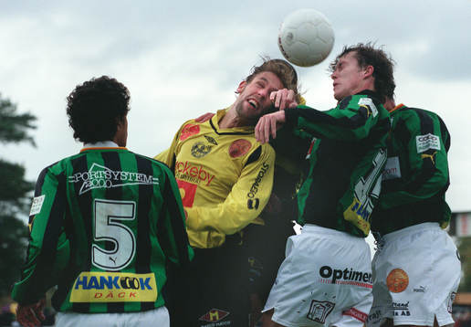 Fotboll, Mjällby - Gais, Nickduell