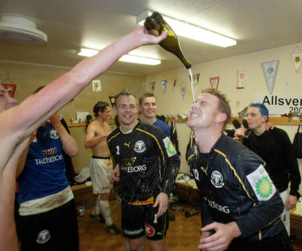Trelleborg är tillbaka i Allsvenskan. Jubel. Fredrik
