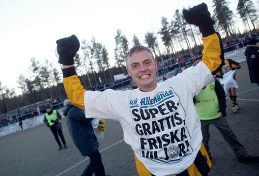 Friska Viljor klara för Superettan,  Jerry Karlström,