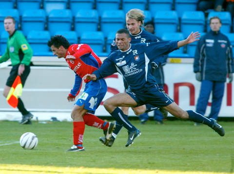 Örgrytes, Boyd Mwila, kom