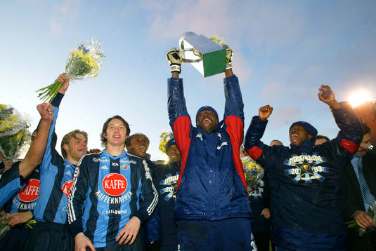 Djurgården svenska mästare. Pokal, buckla, jubel