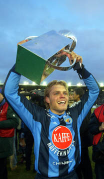 Johan Arneng, Djurgården. Buckla, pokal, jubel