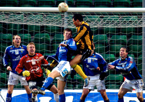 Ivica Skiljo nickar in matchens enda mål