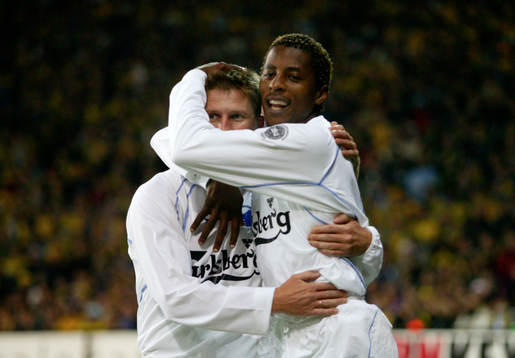 Fotboll, Dansk, SAS-ligan, Peter Nielsen och Sibusiso Zuma,