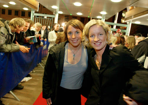 Hanna Ljungberg och Victoria Svensson gör entré