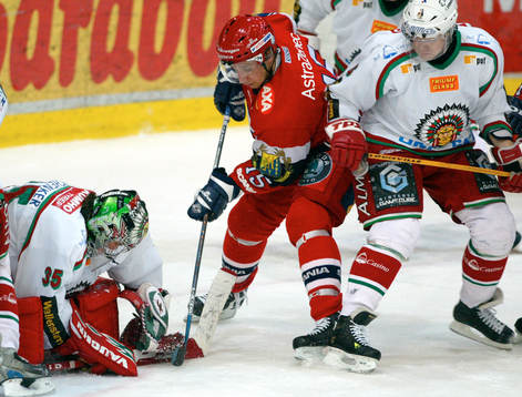 Henrik Lundqvist, målvakt, Frölunda och Antti Törmänen,