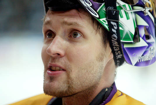 Sinuhe Wallinheimo, målvakt,  Färjestad