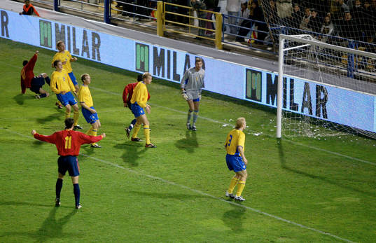 Spanien 1-0, Svenskarna deppar