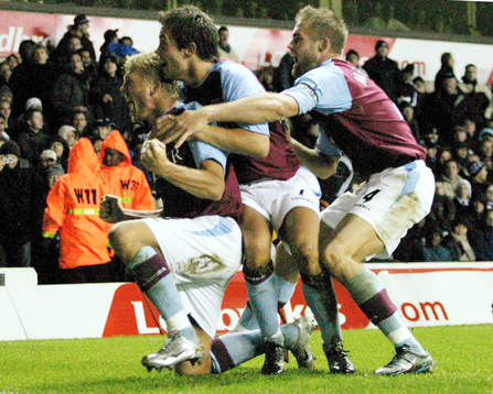 Fotboll, Premier League (Engelsk Liga), Tottenham - Aston
