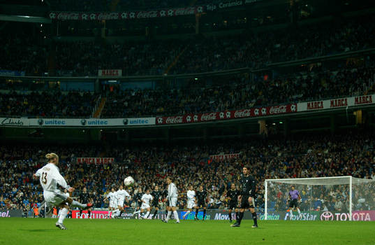 David Beckham, Real Madrid slår en frispark