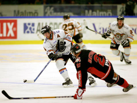 Stefan Nilsson, Luleå passerar Jesper Mattsson, Malmö