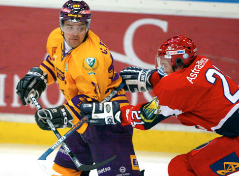 Clas Eriksson, Färjestad och Jonathan Ericsson,