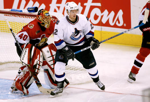 Daniel Sedin och Patrick Lalime