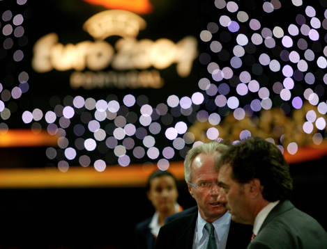 Sven-Göran Eriksson, England, ständigt påpassad