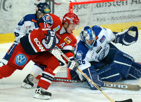 Joakim Eriksson, Södertälje utmanar Johan Backlund,