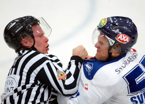 Peter Lyth, domare och Fredrik Savensson, Leksand