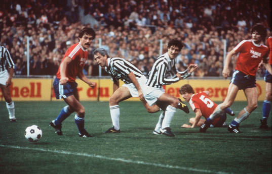 Paulo Rossi, Juventus och Bettega